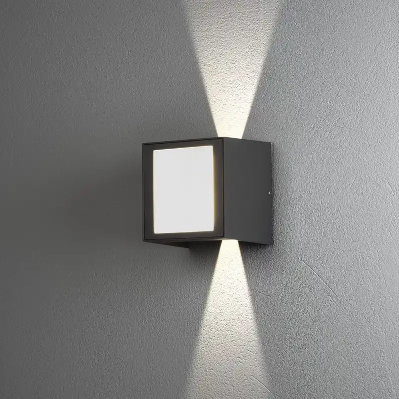Exclusieve Aanbieding Cremona PowerLED 230V wandarmatuur flush 14.5cm opal twin, 3x 3W warmwit, 0-90° traploos instelbare stralingshoeken