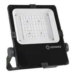 Op = Op Ledvance LED Floodlight Performance Zwart 50W 6300lm 55x110D - 840 Koel Wit | IP66 - Asymmetrisch